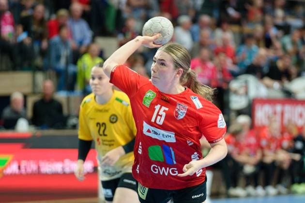 Fabienne Buech Halle, 15 , SV Union Halle Neustadt HC Roedertal, Handball Frauen, DHB Pokal, Achtelfinale, Saison 2025 26, 28 09 2025 Halle SWH Arena Sachsen Anhalt Germany