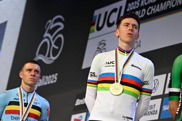 UCI 2025 Road World Championship, WM, Weltmeisterschaft Kigali 28 09 2025 KIGALI, RWANDA - SEPTEMBER 28 : Pogacar Tadej (SLO), Evenepoel Remco (BEL) and Healy Ben (IRL) during the podium ceremont of the Men Elite cycling road race of the UCI Road World Championships 2025 92nd edition an UCI World Championships cycling race of 267.5 km with start in Kigali and finish in Kigali on September 28, 2025 in Kigali, Rwanda, 28 09 2025 Kigali Rwanda  Copyright: xJanxDexMeuleneirx
