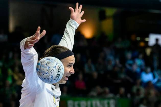 in the picture from l Silvio Heinevetter ThSV E , Freisteller GER, Berlin, Handball, Fuechse Berlin vs ThSV Eisenach, DAIKIN Handball Bundesliga, in the Max Schmeling Halle, 21 09 2025, Copyright: HMBxMedia UwexKoch