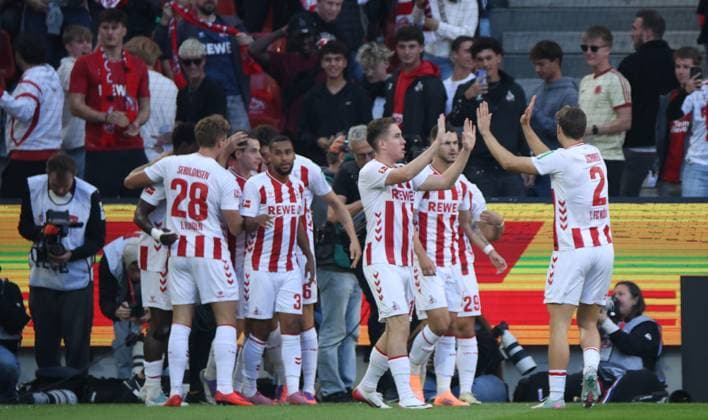 Goal celebration 1 0 for Koeln GER, 1 FC Koeln vs VfB Stuttgart, Football, Bundesliga, Matchday 5, Season 2025 2026, 28 09 2025 DFL DFB REGULATIONS PROHIBIT ANY USE OF PHOTOGRAPHS as IMAGE SEQUENCES and or QUASI VIDEO GER, 1 FC Koeln vs VfB Stuttgart, Football, Bundesliga, Matchday 5, Season 2025 2026, 28 09 2025 Koeln Copyright: xEibner-Pressefotox xThomasxStoeckerx EP_TSR