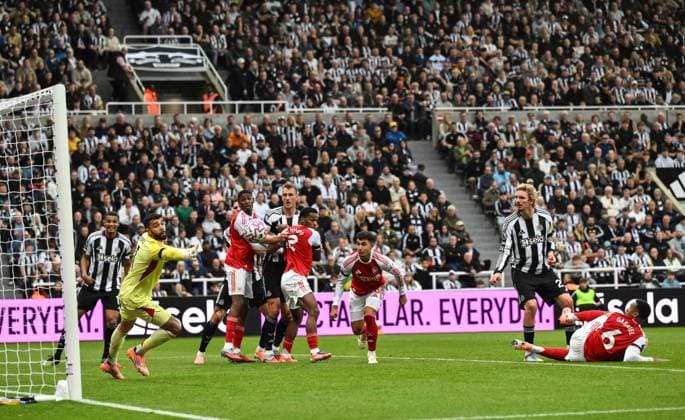 Nick Woltemade of Newcastle United scores their first goal Newcastle United v Arsenal, Premier League, Football, St James Park, Newcastle, UK - 28 Sep 2025Newcastle St James Park United Kingdom EDITORIAL USE ONLY No use with unauthorised audio, video, data, fixture lists, club league logos or live services. Online in-match use limited to 120 images, no video emulation. No use in betting, games or single club league player publications.  Copyright: xRichardxLee Shutterstockx 15503935am