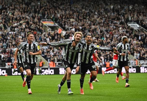 Nick Woltemade of Newcastle United celebrates scoring their first goal Newcastle United v Arsenal, Premier League, Football, St James Park, Newcastle, UK - 28 Sep 2025Newcastle St James Park United Kingdom EDITORIAL USE ONLY No use with unauthorised audio, video, data, fixture lists, club league logos or live services. Online in-match use limited to 120 images, no video emulation. No use in betting, games or single club league player publications.  Copyright: xRichardxLee Shutterstockx 15503935ap