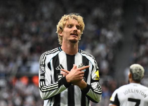 Nick Woltemade of Newcastle United celebrates scoring their first goal Newcastle United v Arsenal, Premier League, Football, St James Park, Newcastle, UK - 28 Sep 2025Newcastle St James Park United Kingdom EDITORIAL USE ONLY No use with unauthorised audio, video, data, fixture lists, club league logos or live services. Online in-match use limited to 120 images, no video emulation. No use in betting, games or single club league player publications.  Copyright: xRichardxLee Shutterstockx 15503935ax