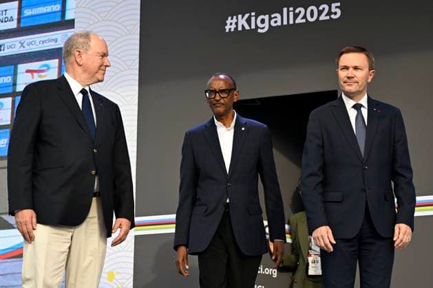 UCI 2025 Road World Championship, WM, Weltmeisterschaft Kigali 28 09 2025 KIGALI, RWANDA - SEPTEMBER 28 : Albert II, Prince of Monaco, Paul Kagame president of Rwanda and Lappartient David (FRA) President of UCI during the Men Elite cycling road race of the UCI Road World Championships 2025 92nd edition an UCI World Championships cycling race of 267.5 km with start in Kigali and finish in Kigali on September 28, 2025 in Kigali, Rwanda, 28 09 2025 Kigali Rwanda  Copyright: xJanxDexMeuleneirx