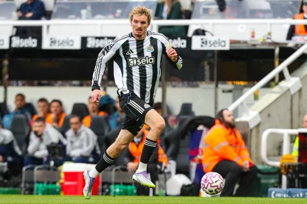 Newcastle United FC v Arsenal FC, Premier League Nick Woltemade Of Newcastle United in action during the Newcastle United FC v Arsenal FC English Premier League match at St.James Park, Newcastle, England, United Kingdom on 28 September 2025 Credit: Lee Keuneke Every Second Media Editorial use only. All images are copyright Every Second Media Limited. No images may be reproduced without prior permission. All rights reserved. Premier League and Football League images are subject to licensing agreements with Football DataCo Limited. see https: www.football-dataco.com Copyright: xIMAGO EveryxSecondxMediax ESM-1601-0063 LeexKeunekex xEveryxSecondxMediax