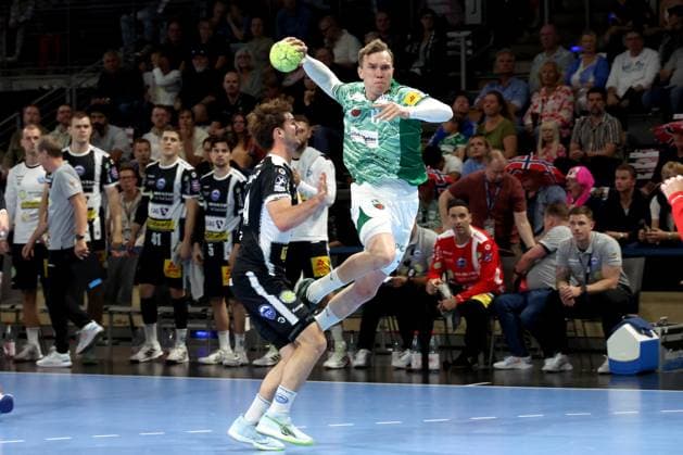 DEU, DHB, 1 HBL, Fuechse Berlin vs ThSV Eisenach, 28 09 2025, Max Schmeling Halle, Berlin, DEU, DHB, 1 HBL, Fuechse Berlin vs ThSV Eisenach, in the picture Lasse Andersson Fuechse Berlin 11 nordphotoxGmbHx xEngler nph00076