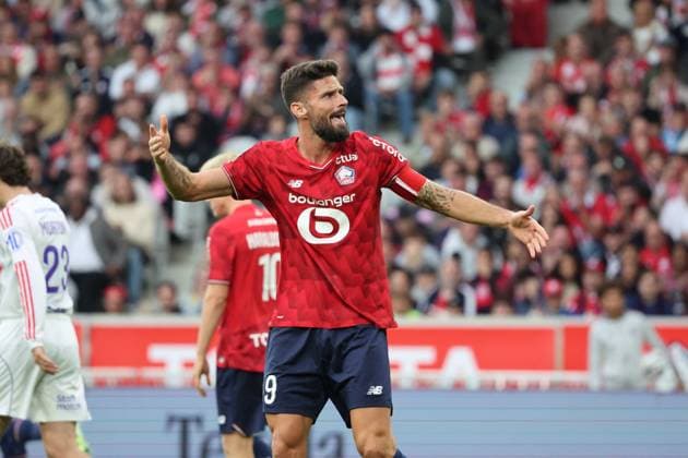 FOOTBALL : LOSC Lille vs Olympique Lyonnais - Ligue 1 J6 - 28 09 2025 Olivier GIROUD (LOSC Lille) lors du match LOSC Lille vs Olympique Lyonnais, Ligue 1 J6, Decathlon Arena stade Pierre Mauroy, le 28 septembre 2025 - photo Laurent Sanson PsnewZ  Copyright: xLaurentxSANSONx xPsnewZx
