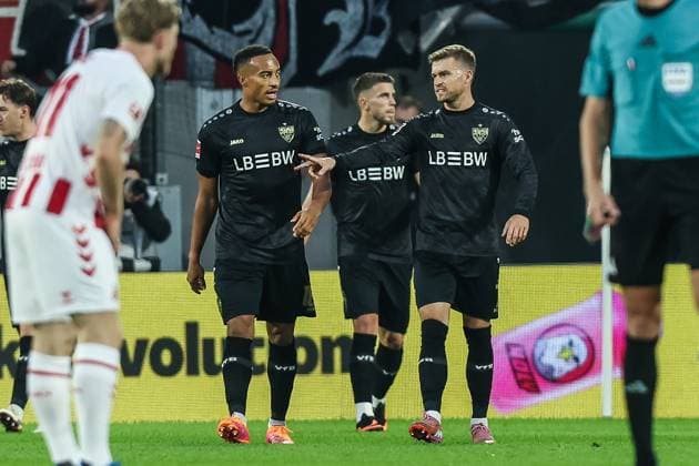 Sport, Soccer, Bundesliga Season 2025 2026 5 Matchday 1 FC Köln VfB Stuttgart 28 09 2025, RheinEnergieSTADION Goal celebration VfB Stuttgart after the goal to 2 1 for Stuttgart by Josha Vagnoman VfB Stuttgart, 4 the players are happy Cologne RheinEnergieSTADION North Rhine-Westphalia Germany