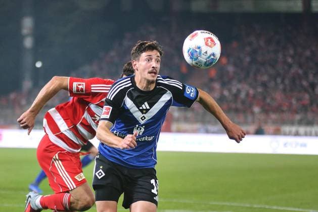 Berlin, Germany, 28 09 2025 Stadion Alte Försterei 5 Matchday, Season 2025 26, 1 Soccer Bundesliga Union Berlin Hamburger SV Giorgi Gocholeishvili 16, Hamburger SV scared of the ball Copyright: xdtsxNachrichtenagenturx dts_85152