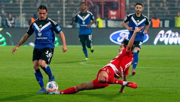28 9 2025, Football, GER, Men, 1 Bundesliga, DFL, Matchday 5, 1 FC Union Berlin Hamburger SV Rayan Philippe Hamburger SV, left vs Diogo Leite 1 FC Union Berlin, right Berlin Stadion An der Alten Förtserei Berlin Germany