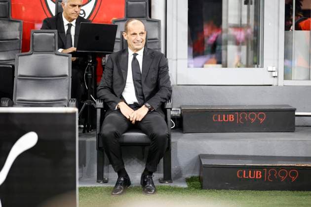 September 28, 2025, Milan, Lombardia, Italy: AC MilanÃ¢â‚¬â ¢s head coach MASSIMILIANO ALLEGRI during the Italian Serie A Enilive soccer championship football match between AC Milan and SSC Napoli at San Siro Stadium on September 28th, 2025, Milan, Italy Milan Italy - ZUMAr199 20250928_zsp_r199_009 Copyright: xMattiaxRadonix