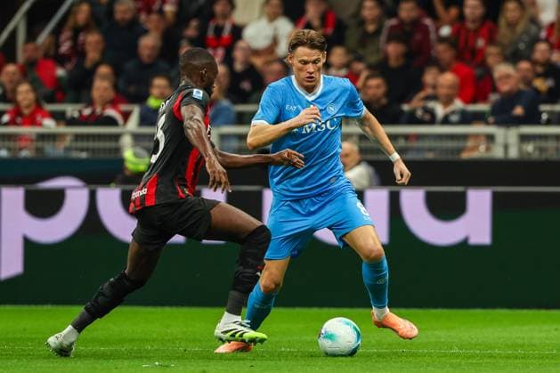 AC Milan vs SSC Napoli Serie A 2025 26 28 09 2025 Rasmus Winther Hojlund of SSC Napoli seen in action during Serie A 2025 26 football match between AC Milan and SSC Napoli at San Siro Stadium Copyright: xBEAUTIFULxSPORTS Carabellix
