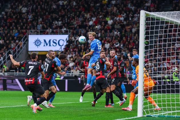 AC Milan vs SSC Napoli Serie A 2025 26 28 09 2025 Rasmus Winther Hojlund of SSC Napoli seen in action during Serie A 2025 26 football match between AC Milan and SSC Napoli at San Siro Stadium Copyright: xBEAUTIFULxSPORTS Carabellix