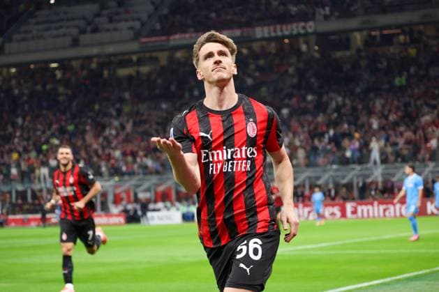 September 28, 2025, Milano, Lombardia, ITALIA: Goal the Alexis Saelemaekers of AC Milan During the football match on September 28, 2025, valid for the Italian Serie A - 2025 26 championship in Milan at the San Siro Stadium between AC Milan and SSC Napoli..Pictured: Milano ITALIA - ZUMAs236 20250928_aap_s236_011 Copyright: xFabioxSassox