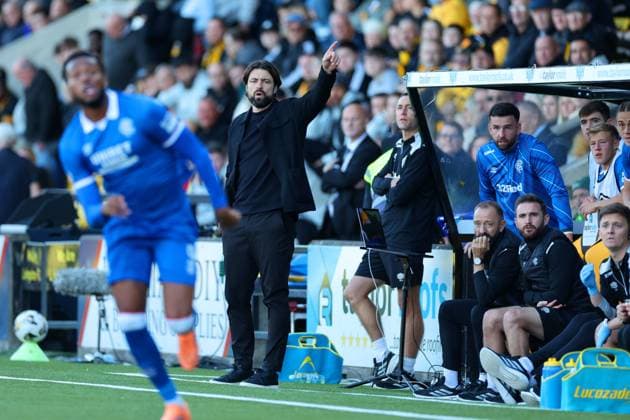 Rangers head coach Russell Martin during the Scottish Premiership match at the Home of the Set Fare Arena, Livingston. Livingston v Rangers - William Hill Scottish Premiership - Home of the Set Fare Arena, Lothian, Scotland, UK - 28 Sep 2025Livingston Home of the Set Fare Arena Lothian United Kingdom EDITORIAL USE ONLY  Copyright: xO Rourke RangersxFC Shutterstockx 15507971ep