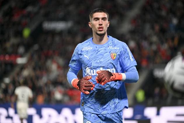 Stade Rennais FC v RC Lens - Ligue 1 McDonald s 2025 2026 40 Robin RISSER (rcl) during the Ligue 1 McDonald s match between Rennes and Lens at Roazhon Park on September 28, 2025 in Rennes, France. Rennes France  Copyright: xFEPx 776348147