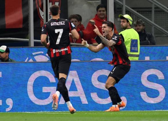 September 28, 2025, Milan, MILAN: Ac Milan s Christian Pulisic (R) jubilates after scoring goal of 2 to 0 during the Italian serie A soccer match between Milan and Napoli at Giuseppe Meazza stadium in Milan, 28 September 2025..ANSA MATTEO BAZZI. Soccer; Serie A: Milan Vs Napoli  - ZUMAa110 20250928_zaf_a110_059 Copyright: xMatteoxBazzix