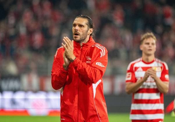 Soccer, Men, Season 2025 2026, 1 Bundesliga 5 Matchday , 1 FC Union Berlin Hamburger SV, Christopher Trimmel 1 FC Union , Andras Schäfer 1 FC Union , Disappointment after final whistle, 28 09 2025, Copyright: xMatthiasxKochx