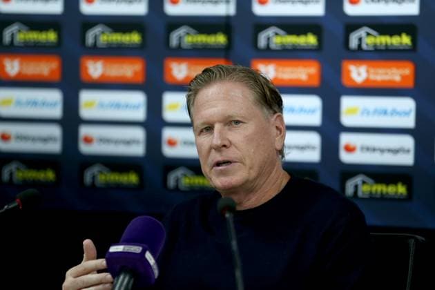 Zecorner Kayserispor v Genclerbirligi - Turkish Super Lig KAYSERI, TURKIYE - SEPTEMBER 28: Zecorner Kayserispor head coach Markus Gisdol speaks during a press conference, PK, Pressekonferenz after the Trendyol Super Lig week 7 match between Zecorner Kayserispor and Genclerbirligi at RHG Enerturk Enerji Stadium in Kayseri, Turkiye, on September 28, 2025. Muzahim Zahid Tuzun Anadolu Kayseri Turkey. Editorial use only. Please get in touch for any other usage.  Copyright: x2025xAnadoluxMuzahimxZahidxTuzunx