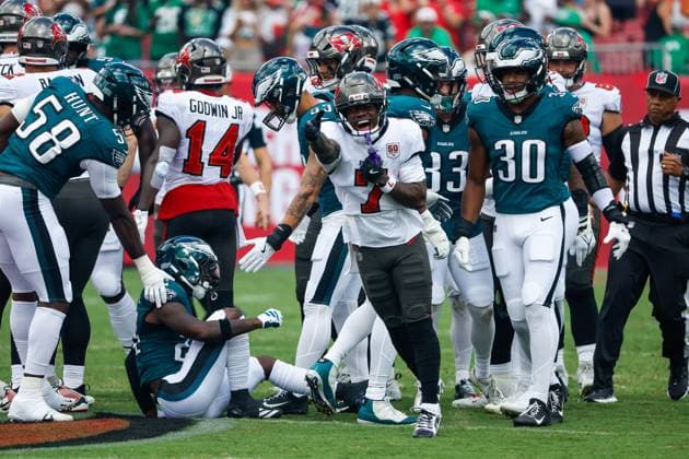 September 28, 2025, Tampa, Florida, USA: Tampa Bay Buccaneers running back Bucky Irving (7) celebrates, after he gains a first down against the Philadelphia Eagles during the first quarter at Raymond James Stadium in Tampa on Sunday, Sept. 28, 2025. Tampa USA - ZUMAs70_ 20250928_zan_s70_020 Copyright: xJeffereexWoox