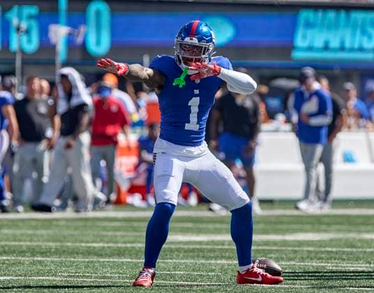 New York Giants wide receiver Malik Nabers (1) reacts after making a catch for a first down against the Los Angeles Chargers during a NFL, American Football Herren, USA game at MetLife Stadium in East Rutherford, New Jersey on Sunday September 28, 2025. CSM East Rutherford United States - ZUMAc04_ 20250928_zma_c04_067 Copyright: xDuncanxWilliamsx
