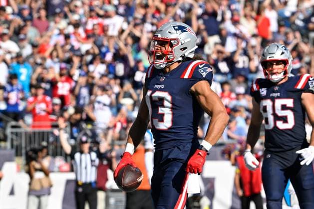 Sep 28, 2025; Foxborough, Massachusetts, USA; New England Patriots wide receiver Mack Hollins (13) celebrates his touchdown against the Carolina Panthers during the second half at Gillette Stadium, in Foxborough, Massachusetts. CSM Foxborough USA - ZUMAc04_ 20250928_zma_c04_095 Copyright: xEricxCanhax