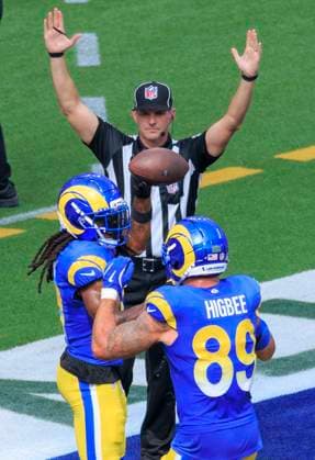 September 28, 2025, Inglewood, California, USA: 17 Davante Adams, WR of the Los Angeles Rams celebrates with 87 Davis Allen, TE after scoring a touchdown during their regular season NFL, American Football Herren, USA game against the Indianapolis Colts on Sunday September 28, 2025 at SoFi Stadium in Inglewood, California. JAVIER ROJAS PI Inglewood USA - ZUMAp124 20250928_zaa_p124_043 Copyright: xJavierxRojasx