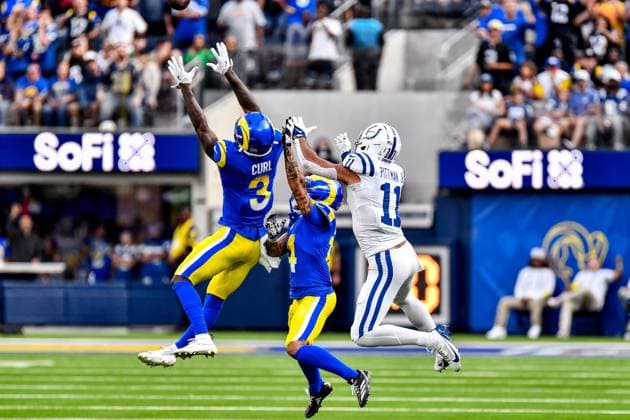September 28, 2025 Inglewood, CA.Los Angeles Rams safety Kam Curl (3) intercepts the pass intended for Indianapolis Colts wide receiver Michael Pittman (11) as Los Angeles Rams cornerback Cobie Durant (14) also defends on the play in action in the fourth quarter during the NFL, American Football Herren, USA football game.Indianapolis Colts vs. Los Angeles Rams.Mandatory Photo Credit: Cal Media Inglewood United States of America - ZUMAc04_ 20250928_zma_c04_169 Copyright: xLouisxLopezx