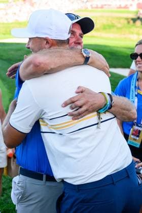 250928 Ludvig Aberg with his father Johan Ungesson after a singles match on day 3 of the Ryder Cup on September 28, 2025 in New York Photo Jesper Zerman BILDBYRAN kod JZ JZ0619 golf ryder cup day 3 bbeng  Copyright: JESPERxZERMAN BB250928JZ112