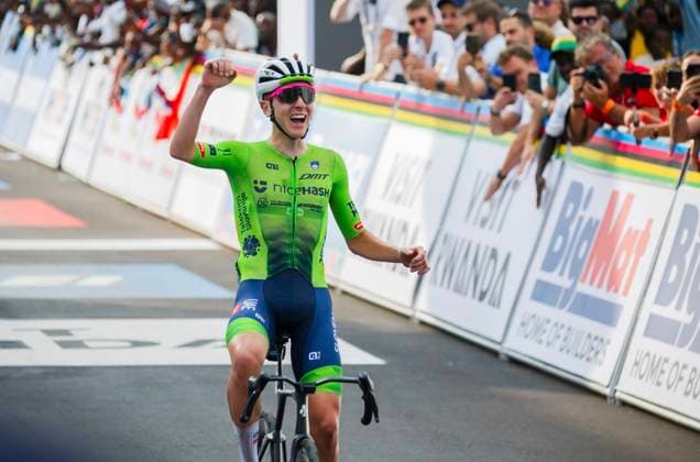 (250929) -- KIGALI, Sept. 29, 2025 -- Tadej Pogacar of Slovenia celebrates after crossing the finish line during the men s elite road race at the 2025 UCI Road World Championships in Kigali, Rwanda, on Sept. 28, 2025. (Photo by Xinhua) (SP)RWANDA-KIGALI-CYCLING-UCI-ROAD WORLD CHAMPIONSHIPS-MEN ELITE ROAD RACE CyrilxNdegeya 
