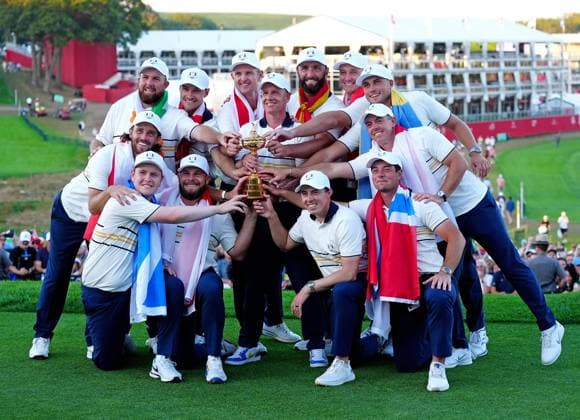 GOLF - Ryder Cup 2025 FARMINGDALE,NEW YORK,USA,28.SEP.25 - GOLF - Ryder Cup 2025, Bethpage Black Course. Image shows team Europe. Keywords: trophy.  GEPAxpictures xBrianxSpurlock
