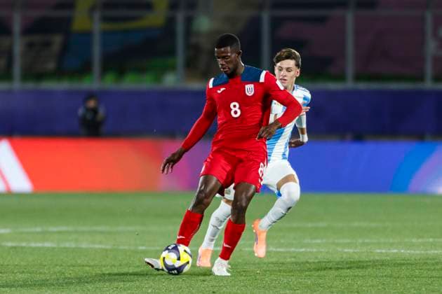 Cuba v Argentina: Group D - FIFA U-20 World Cup Chile 2025 Valparaiso, Chile - September 28: Leandro Mena of Cuba during the FIFA U-20 World Cup Chile 2025 Group D match between Cuba and Argentina at Estadio ElÃaas Figueroa Brander on September 28, 2025 in Valparaiso, Chile Valparaiso Estadio ElÃaas Figueroa Brander Valparaiso Chile Copyright: xLatinxSportxImagesx