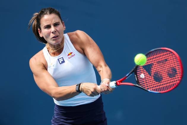 BEIJING, CHINA - SEPTEMBER 29: Emma Navarro of the United States competes in the Women s Singles Round of 32 match against Lois Boisson of France on day 8 of the 2025 China Open at the National Tennis Center on September 29, 2025 in Beijing, China.  Copyright: xVCGx 111593936016