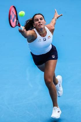 BEIJING, CHINA - SEPTEMBER 29: Emma Navarro of the United States competes in the Women s Singles Round of 32 match against Lois Boisson of France on day 8 of the 2025 China Open at the National Tennis Center on September 29, 2025 in Beijing, China.  Copyright: xVCGx 111593935777