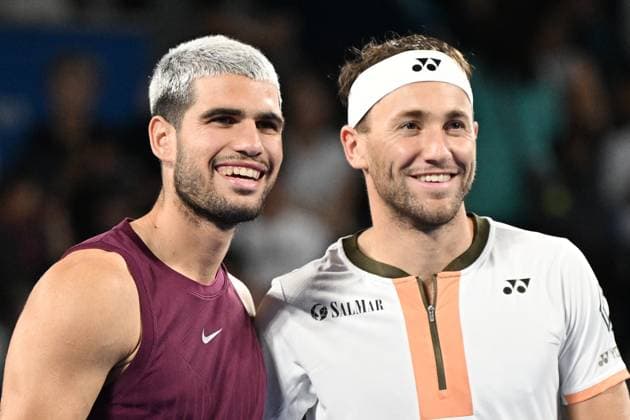 (L-R) Carlos ALCARAZ (ESP), Casper RUUD (NOR), SEPTEMBER 29, 2025 - Tennis : Kinoshita Group Japan Open Wheelchair Tennis Championships 2025 Men s Singles Semi-final at Ariake Coliseum, Tokyo, Japan. Noxthirdxpartyxsales  aflo_305217574