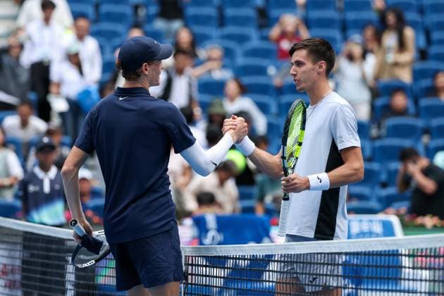 BEIJING, CHINA - SEPTEMBER 29: Jannik Sinner of Italy shakes hands with Fabian Marozsan of Hungary after the Men s Singles Quarterfinal match on day 8 of the 2025 China Open at the National Tennis Center on September 29, 2025 in Beijing, China.  Copyright: xVCGx 111593954030