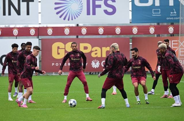 Ahead of UEFA Championship League: Galatasaray v Liverpool ISTANBUL, TURKIYE - SEPTEMBER 29: Players of Galatasaray attend training session at Kemerburgaz Metin Oktay Training Facility ahead of UEFA Champions League football match against Liverpool in Istanbul, Turkiye on September 29, 2025. Abdulhamid Hosbas Anadolu Istanbul Turkey. Editorial use only. Please get in touch for any other usage.  Copyright: x2025xAnadoluxAbdulhamidxHosbasx