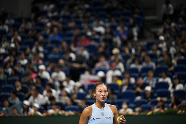 (250929) -- BEIJING, Sept. 29, 2025 -- Zheng Qinwen is seen during the women s singles third round match between Zheng Qinwen of China and Linda Noskova of the Czech Republic at 2025 China Open tennis tournament in Beijing, China, Sept. 29, 2025. ) (SP)CHINA-BEIJING-TENNIS-CHINA OPEN-WOMEN S SINGLES (CN) XinxMengchen 