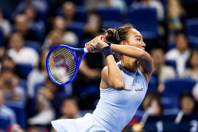 BEIJING, CHINA - SEPTEMBER 29: Zheng Qinwen of China competes in the Women s Singles Round of 32 match against Linda Noskova of the Czech Republic on day 8 of the 2025 China Open at the National Tennis Center on September 29, 2025 in Beijing, China.  Copyright: xVCGx 111594015924