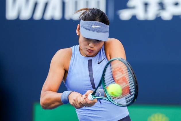 BEIJING, CHINA - SEPTEMBER 29: Emma Raducanu of Great Britain competes in the Women s Singles Round of 32 match against Jessica Pegula of the United States on day 8 of the 2025 China Open at the National Tennis Center on September 29, 2025 in Beijing, China.  Copyright: xVCGx 111593959514