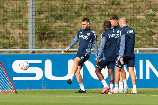 29 09 2025, Football, Season 2025 2026, Training FC Schalke 04, Hasan Kurucay FC Schalke 04 , Gelsenkirchen Training ground FC Schalke 04 NRW Germany xRHR PHOTO YYx Copyright: RHR-FOTOx RHR-FOTO YY