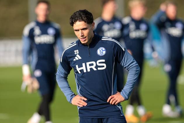 29 09 2025, Football, Season 2025 2026, Training FC Schalke 04, Soufiane El Faouzi FC Schalke 04 , Gelsenkirchen Training ground FC Schalke 04 NRW Germany xRHR PHOTO YYx Copyright: RHR-FOTOx RHR-FOTO YY