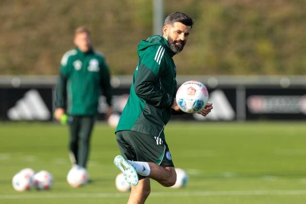 29 09 2025, Football, Season 2025 2026, Training FC Schalke 04, Coach Miron Muslic FC Schalke 04 , Gelsenkirchen Training ground FC Schalke 04 NRW Germany xRHR PHOTO YYx Copyright: RHR-FOTOx RHR-FOTO YY