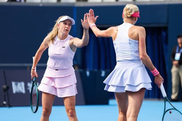 BEIJING, CHINA - SEPTEMBER 29: Lyudmyla Kichenok of Ukraine and Ellen Perez of Australia react in the Women s Doubles Round of 16 match against Sara Errani of Italy and Jasmine Paolini of Italy on day 8 of the 2025 China Open at National Tennis Center on September 29, 2025 in Beijing, China.  Copyright: xVCGx 111593933139