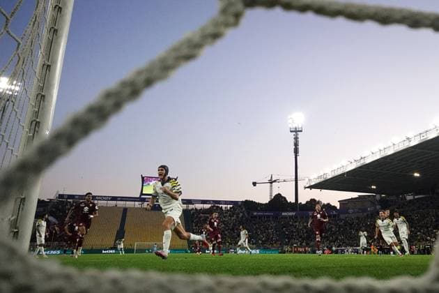 Parma s Mateo Pellegrino Casalanguida celebrates after scoring the 1-0 goal for his team during the Serie A soccer match between Parma and Torino at Ennio Tardini Stadium in Parma, North Italy, Monday, September 29, 2025. Soccer  Copyright: xMassimoxPaolone LaPressex