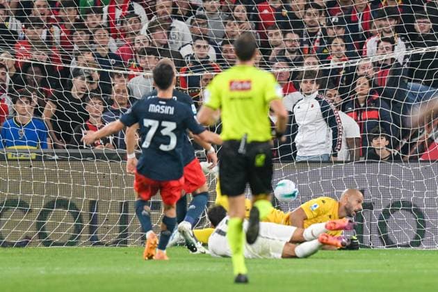 LazioÕs Valentin Castellanos Gimenez scores a goal during the Serie A soccer match between Genoa and Lazio at the Luigi Ferraris Stadium in Genoa, Italy - Monday, September 29, 2025. - Soccer .  Copyright: xTanoxPecoraro LaPressex