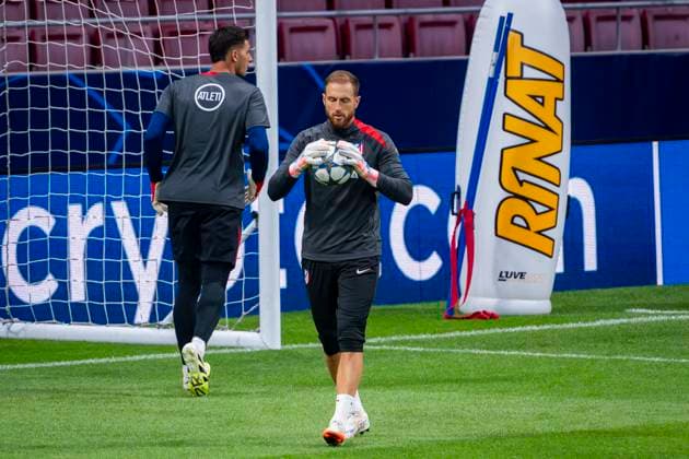 Atletico de Madrid Training Session And press conference, PK, Pressekonferenz - UEFA Champions League 2025 26 League Phase MD2 Jan Oblak of Atletico de Madrid (C) is seen training with his teammates during the Training Session and Press Conference ahead of the UEFA Champions League 2024 25 match against Eintracht Frankfurt at Estadio Riyadh Air Metropolitano on September 29, 2025 in Madrid, Spain. Madrid Estadio Riyadh Air Metropolitano Madrid Spain Copyright: xAlbertoxGardinx AGardin_20250929_Foot_Cha_AtlMad_Tra_Pre_0316