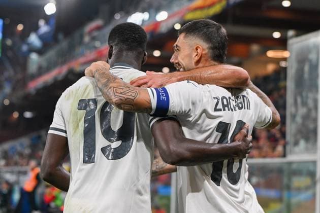 LazioÕs Mattia Zaccagni celebrates after scoring a goal for his team during the Serie A soccer match between Genoa and Lazio at the Luigi Ferraris Stadium in Genoa, Italy - Monday, September 29, 2025. - Soccer .  Copyright: xTanoxPecoraro LaPressex