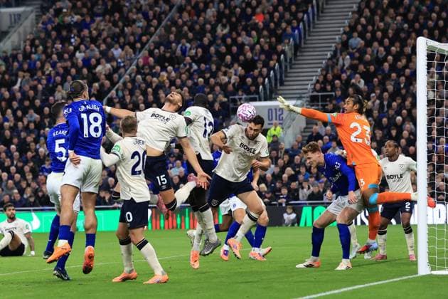 29th September 2025; Hill Dickinson Stadium, Liverpool, England; Premier League Football, Everton versus West Ham United; Max Kilman of West Ham United heads the ball clear from a packed six yard area  DavidxBlunsden