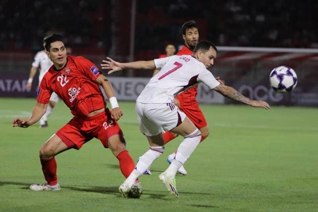 Tebriz Tractor v Al Wahda - AFC Champions League TABRIZ, IRAN - SEPTEMBER 29: Muhammed Nadiri (L) of Tebriz Tractor in action during the Asian Champions League (AFC) Group B match between Tebriz Tractor and Al Wahda at Yadegar-e Emam Stadium in Tabriz, Iran, on September 29, 2025. Mehrvarz Ahmadi Anadolu Tabriz Iran. Editorial use only. Please get in touch for any other usage.  Copyright: x2025xAnadoluxMehrvarzxAhmadix